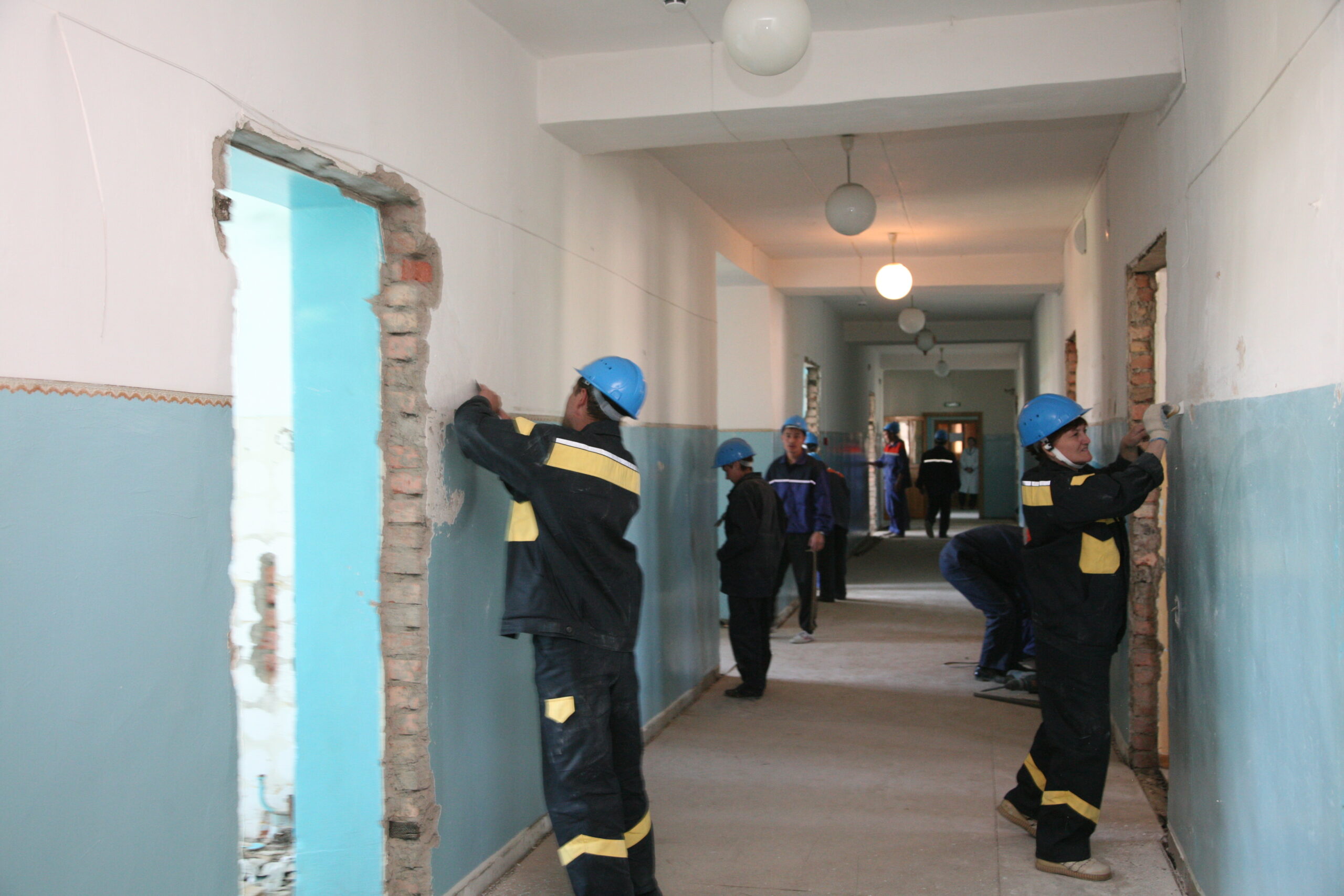 В Карагандинской области повысился спрос на работников в производственной и строительной сферах