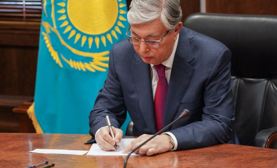 Президент РК Касым-Жомарт Токаев подписал указ, согласно которому мораторий на проверки малого предпринимательства в Казахстане продлен до 1 января 2024 г. 