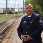 Станционный смотритель: тридцать лет провел Рустем Ошанов на железной дороге
