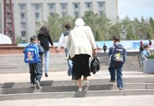 В Карагандинской области проводится акция «Дорога в школу»