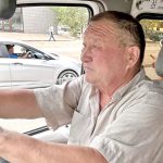 Очень ценные пассажиры: двадцать семь лет крутит баранку Руслан Тлеубеков