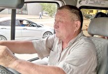 Очень ценные пассажиры: двадцать семь лет крутит баранку Руслан Тлеубеков