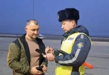 Полиция Карагандинской области вручала подарки автолюбителям, которые за год ни разу не нарушили ПДД