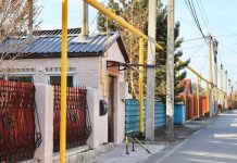 Жизненно важные артерии: Газ пришел в новые районы Караганды, а дороги — в новые кварталы