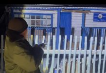 Жителям Каркаралинска рекомендовано устанавливать искусственные елки либо декоративные хвойные в горшках