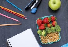 Что в тарелке у маленьких карагандинцев?