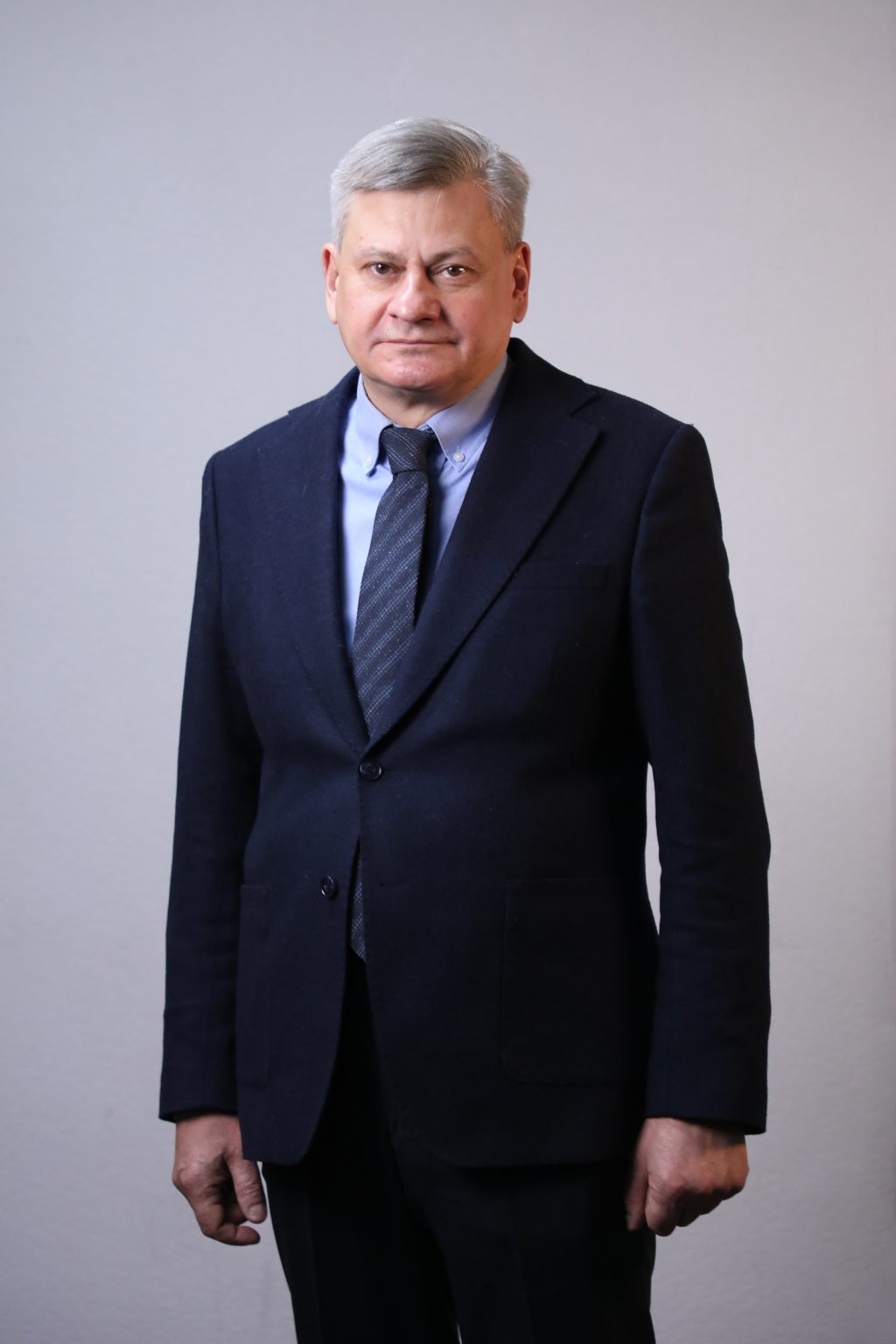 ПЕСНЕВ Станислав Альбертович