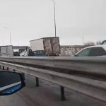 Автолюбителей просят воздержаться от дальних поездок