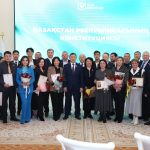 Членам Общенациональной коалиции вручены нагрудные знаки «Алтын Барыс» и благодарственные письма Президента