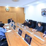 Больше внимания