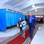 С песнями и танцами: жители Карагандинской области активно принимают участие в референдуме