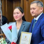 Женщинам-ученым вручены жилищные сертификаты