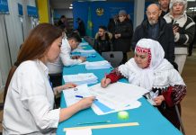 В Казахстане проголосовало более двух миллионов человек
