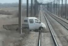 В Карагандинской области удалось избежать аварии на железной дороге