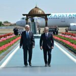 Глава государства прибыл с рабочим визитом в Узбекистан