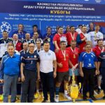 Кубок президента Федерации волейбола ветеранов разыграли в столице