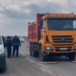 За один день на дорогах Карагандинской области выявлено шесть фактов перегруза