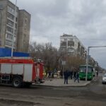 В Темиртау автобус врезался в опору светофора: пострадали пассажиры