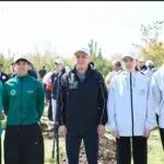 Тысячи карагандинцев приняли участие в масштабной экологической акции по посадке деревьев