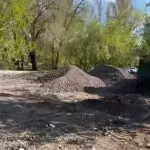 В Караганде приступили к благоустройству заездов во дворы и парковок