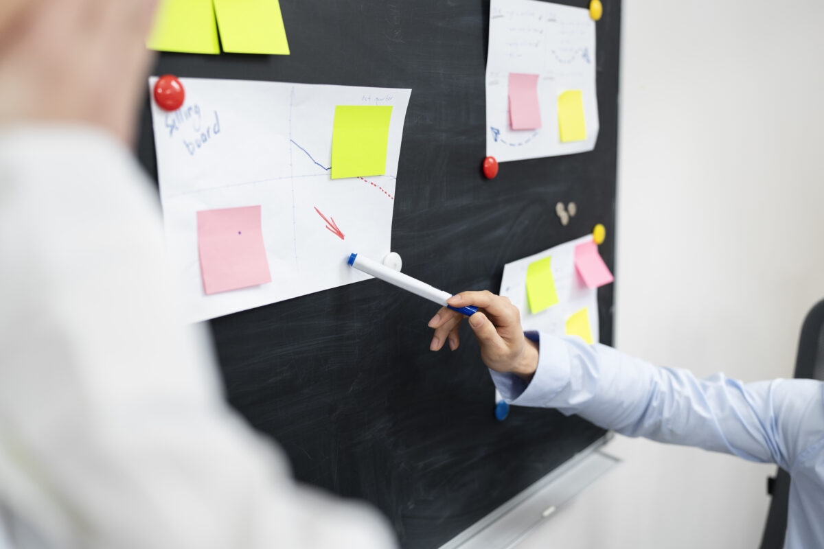 Команда учителей Карагандинской области заняла первое место на республиканском педагогическом хакатоне «Идея. Единство. Действие»