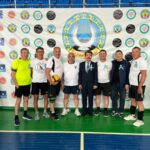 Мяч в руках у ветеранов
