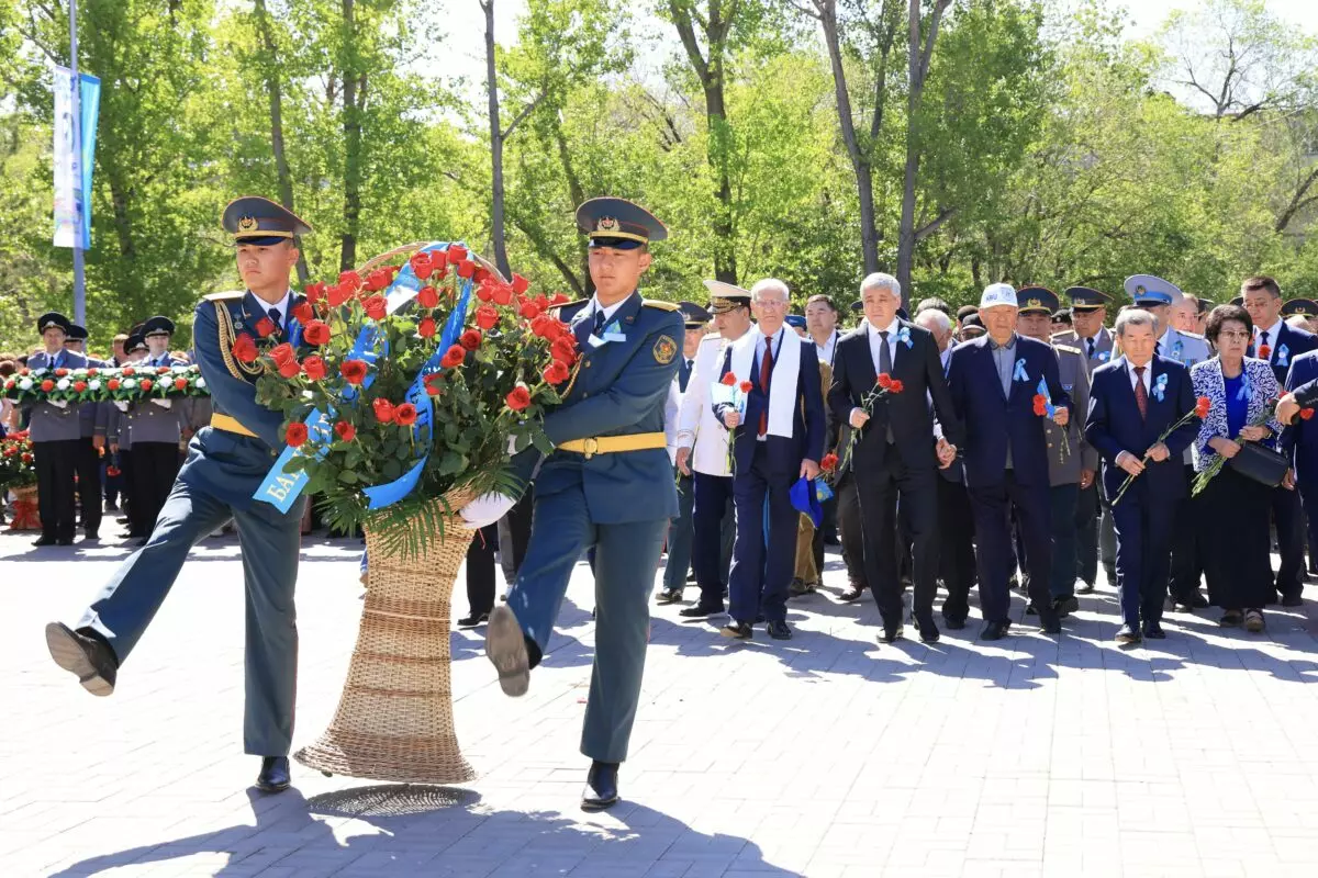 Ради мирного неба над головой