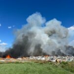 Пожарные продолжают тушить возгорание на полигоне ТБО в Карагандинской области