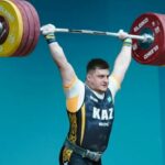 «Золотой» рывок: три рекорда страны установил карагандинский тяжелоатлет