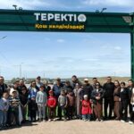 Выпускники Теректы вернулись через 20 лет — и сделали подарок родному селу