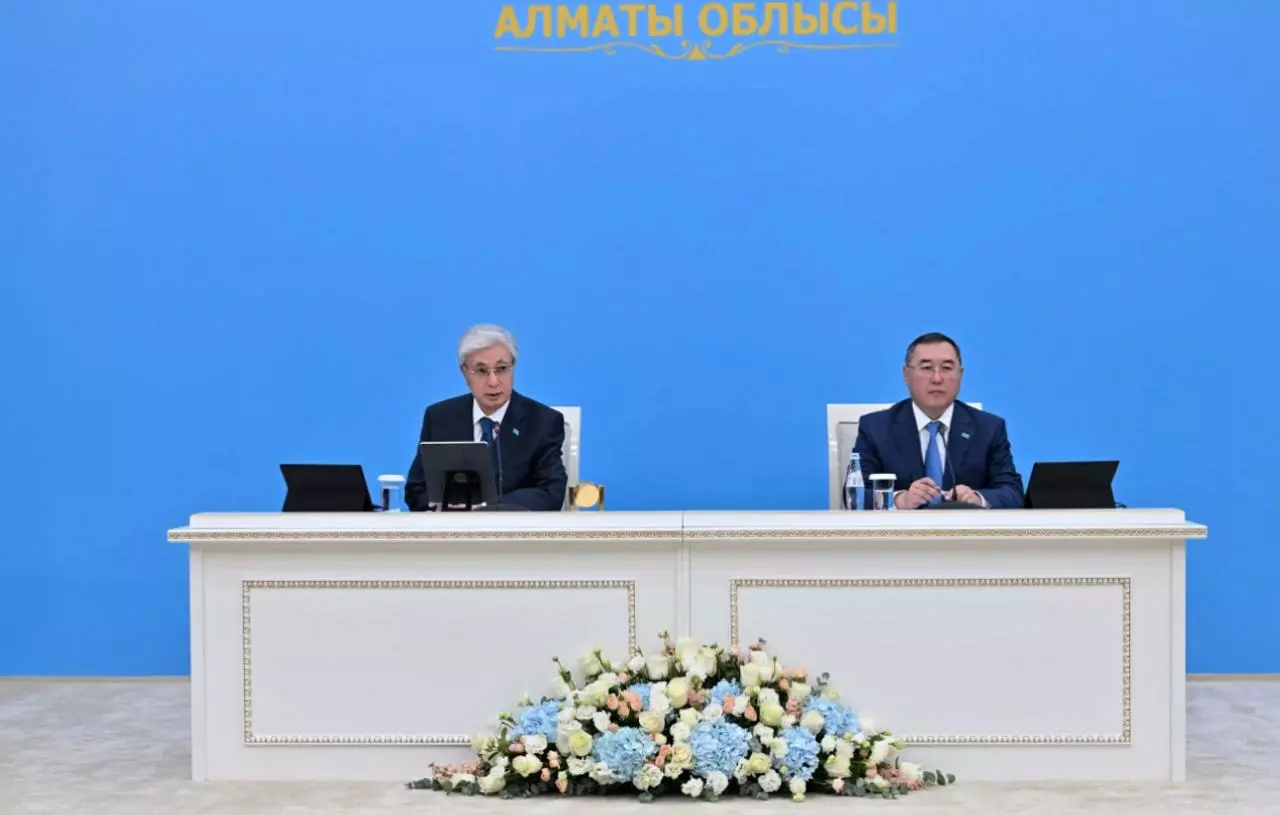 Глава государства прибыл с рабочей поездкой в Алматинскую область