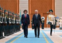 В Казахстан прибыл Премьер-министр Грузии Ираклий Кобахидзе