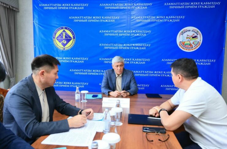 О чем говорят сельчане: Аким Карагандинской области Ермаганбет Булекпаев продолжает встречи с жителями региона