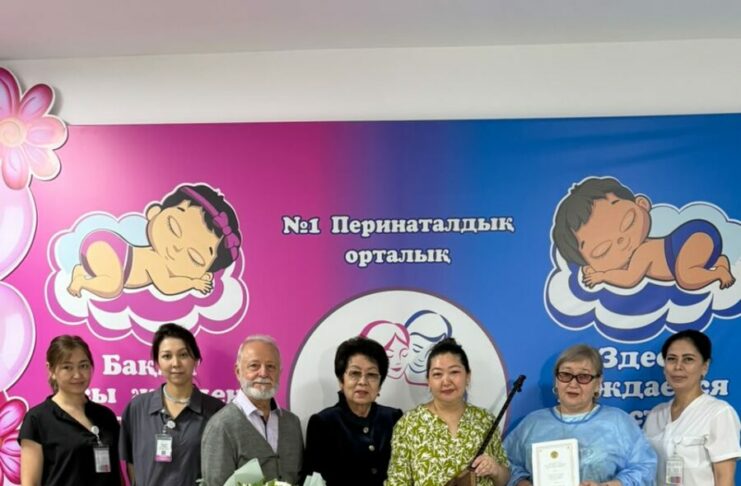 Первые подарки для новорожденных