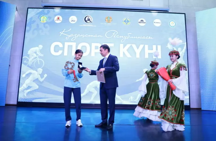 Все для чемпионов: карагандинцев поздравили с Днем спорта