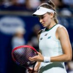 Елена Рыбакина уверенно врывается на финишную прямую