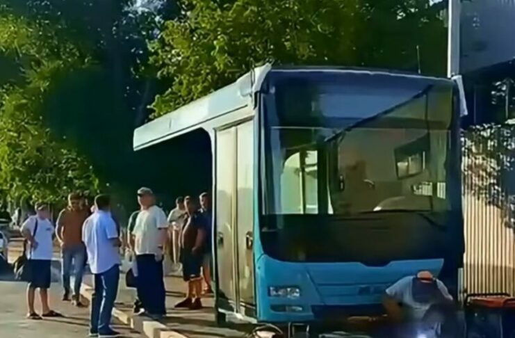 В Караганде старым автобусам нашли рациональное применение