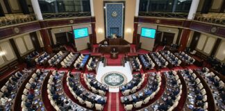 Глава государства попросил Курултай поддержать кандидатуры на пост Вице-президента и Премьер-министра