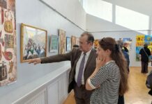 В историко-краеведческом музее Темиртау открылась выставка художников «Вне рамок»