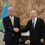 Глава государства провел встречу с Президентом России