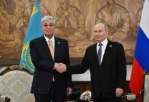 Глава государства провел встречу с Президентом России