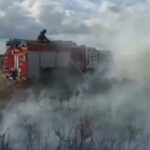 В Абайском районе пожарные стараются не допустить повторного возгорания