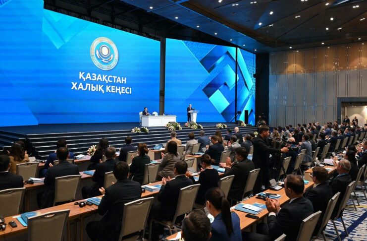 Ерлан Кошанов избран на пост Председателя Қазақстан Халық Кеңесі