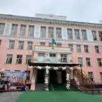 Спустя десятилетия школа остается первой
