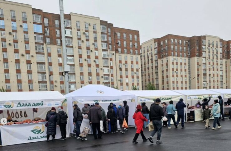 Карагандинцев и гостей города приглашают закупиться домашней продукцией