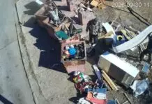 В Темиртау жители выбрасывают крупногабаритный мусор в контейнеры для ТБО