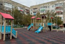 На радость малышам: семь новых детских площадок оборудовали в этом году в Шахтинске